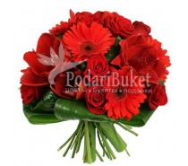 Букет красных гербер, роз и амариллисов